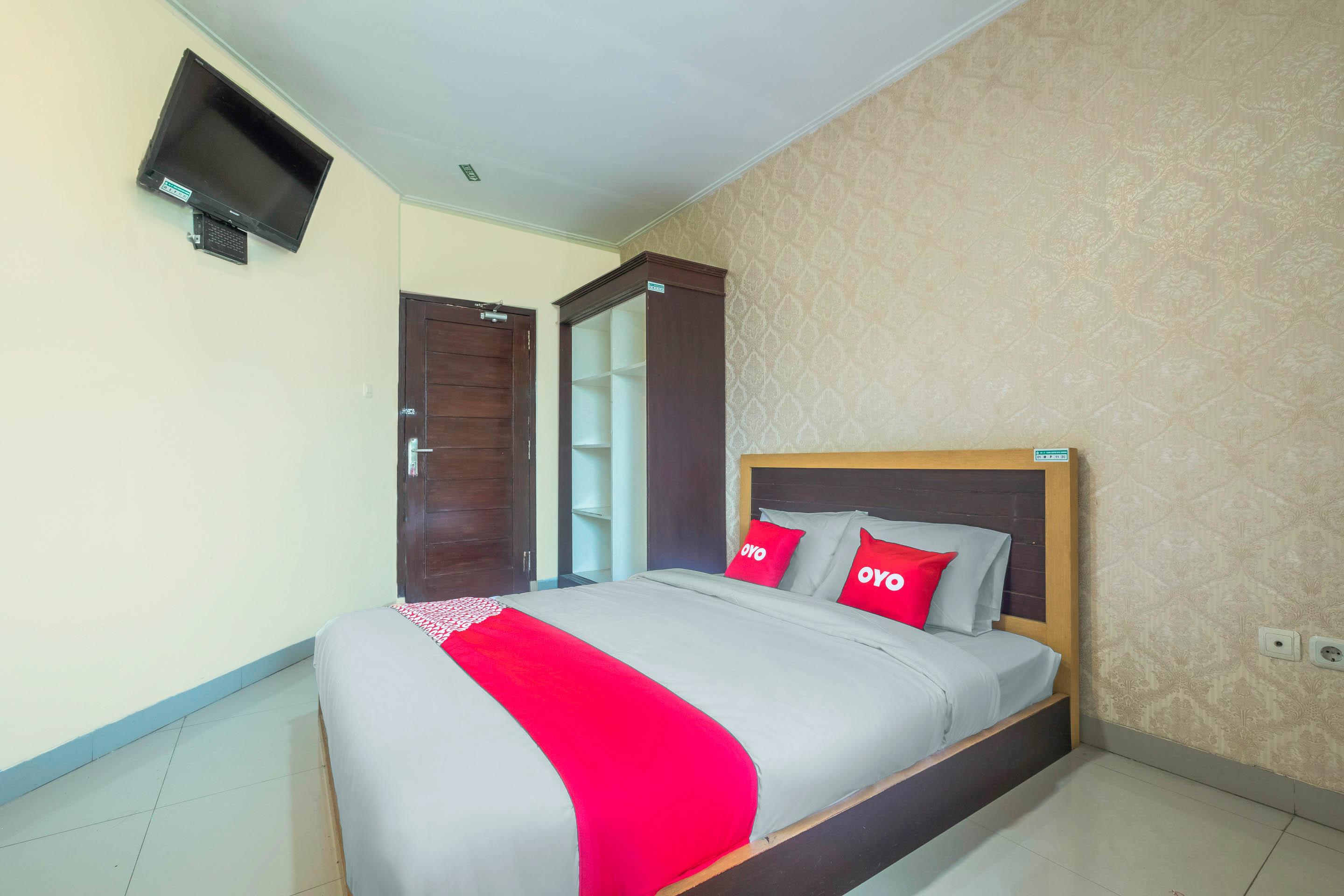 Oyo 2132 Pondok Avicenna Cirebon Kültér fotó